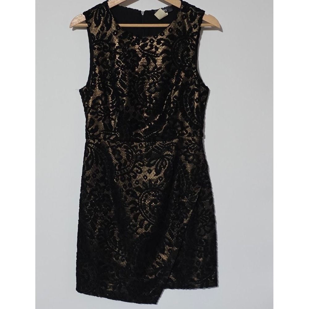 FURY Black Gold Lace Overlay Sleeveless Wrap Dress Size‎ Medium